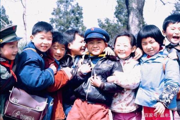 1983年出生的人：命运与机遇并存的奇妙旅程