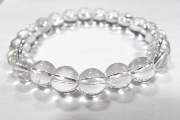 旺水命人最适合的首饰,打造你的运势与魅力 旺水命人最适合的首饰,打造你的运势与魅力